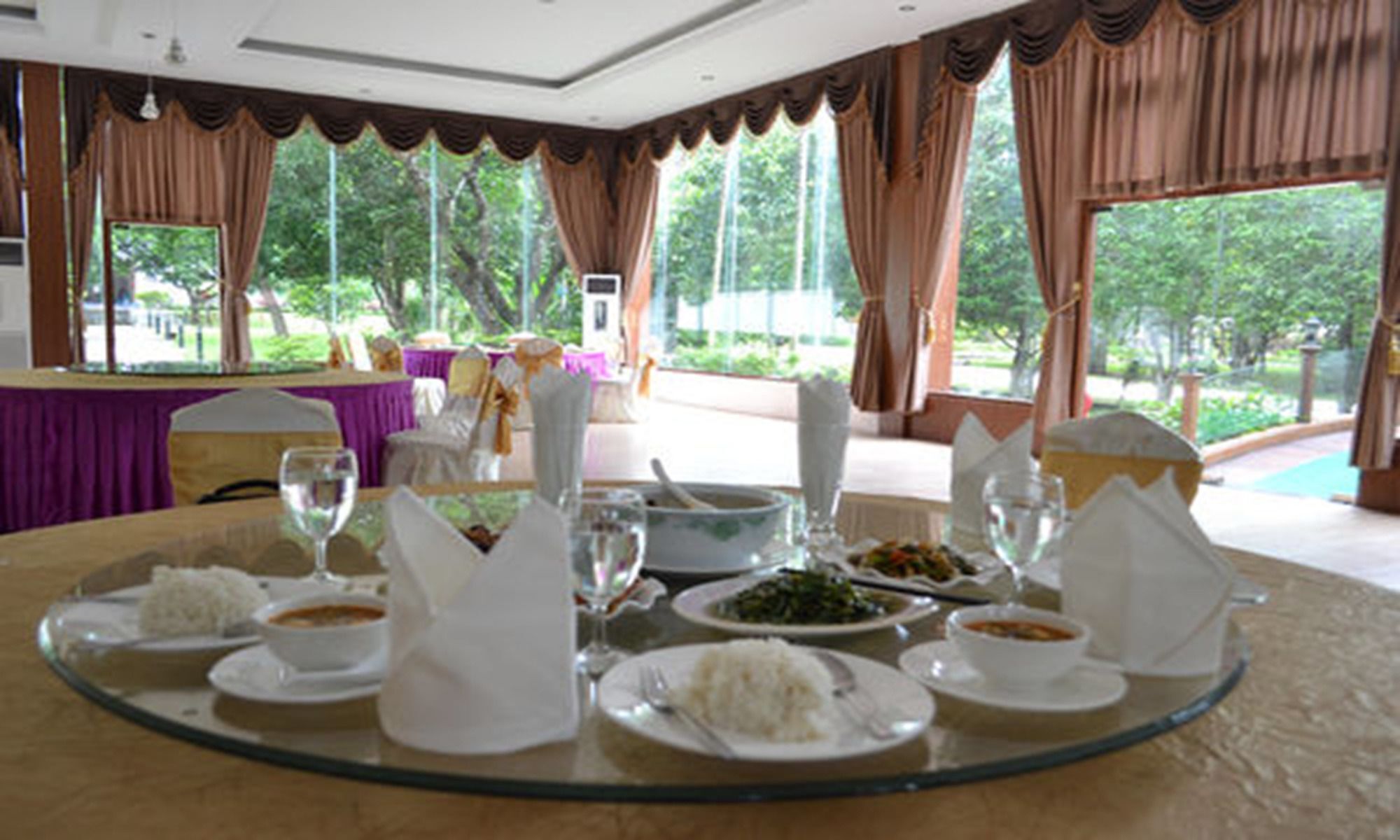 Famous Hotel บาโก ภายนอก รูปภาพ