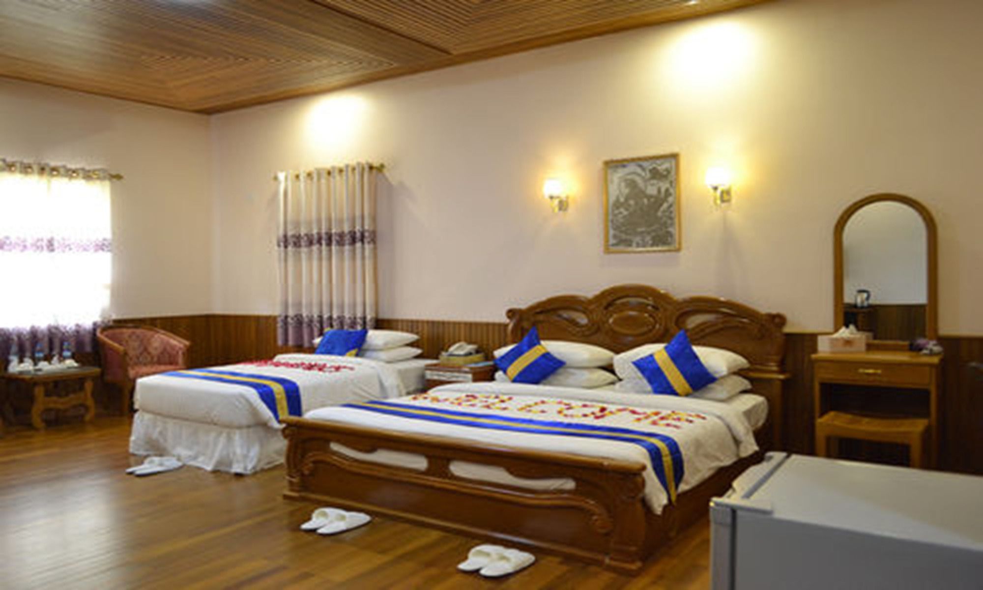 Famous Hotel บาโก ภายนอก รูปภาพ