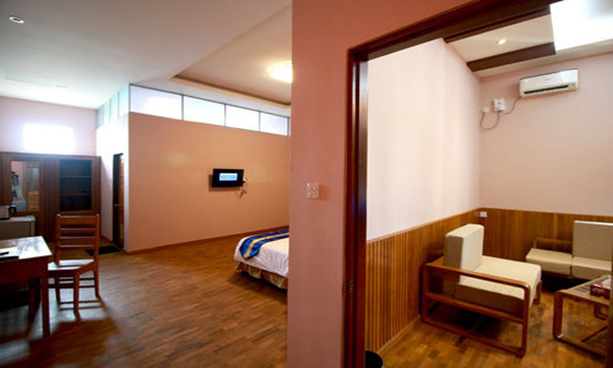 Famous Hotel บาโก ภายนอก รูปภาพ